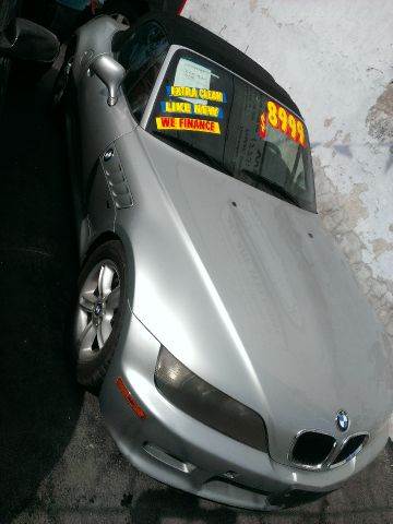 2000 BMW Z3 for sale at WEST END AUTO INC in Chicago IL