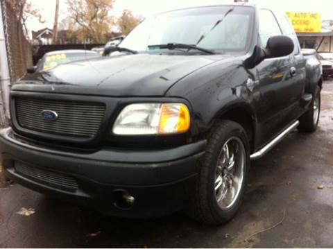 2000 Ford F-150 for sale at WEST END AUTO INC in Chicago IL