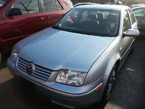 2003 Volkswagen Jetta for sale at WEST END AUTO INC in Chicago IL