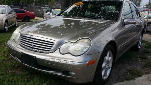 2003 Mercedes-Benz C-Class for sale at WEST END AUTO INC in Chicago IL