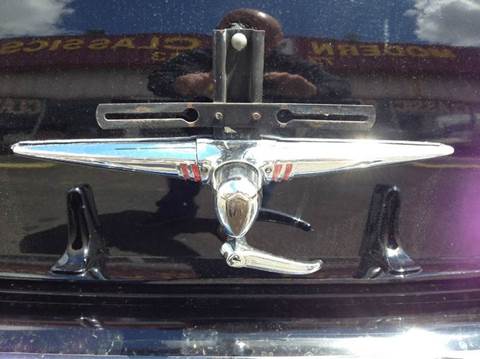 1941 Oldsmobile Custom Cruiser