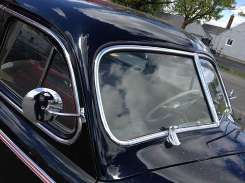 1941 Oldsmobile Custom Cruiser