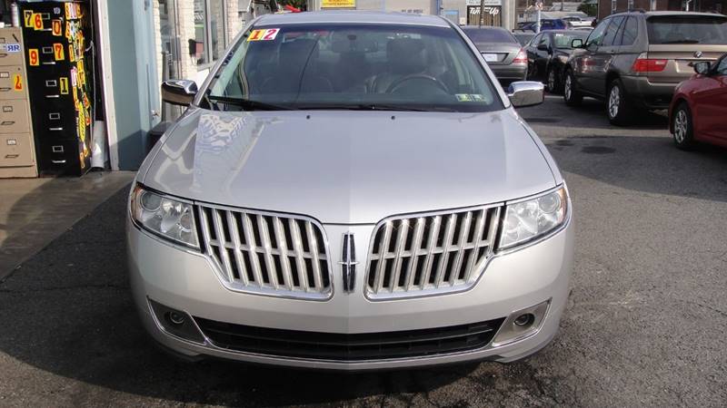 2012 Lincoln MKZ for sale at Mayas Auto Center llc in Allentown PA
