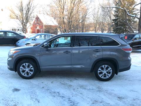 2015 Toyota Highlander for sale at MICHAEL MOTORS in Farmington ME