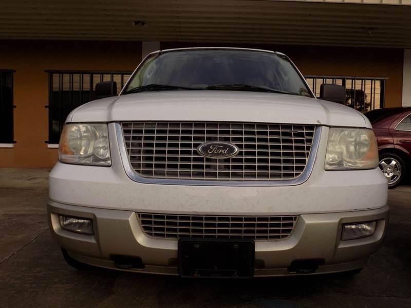 2005 Ford Expedition for sale at Eastside Auto Brokers LLC in Fort Myers FL
