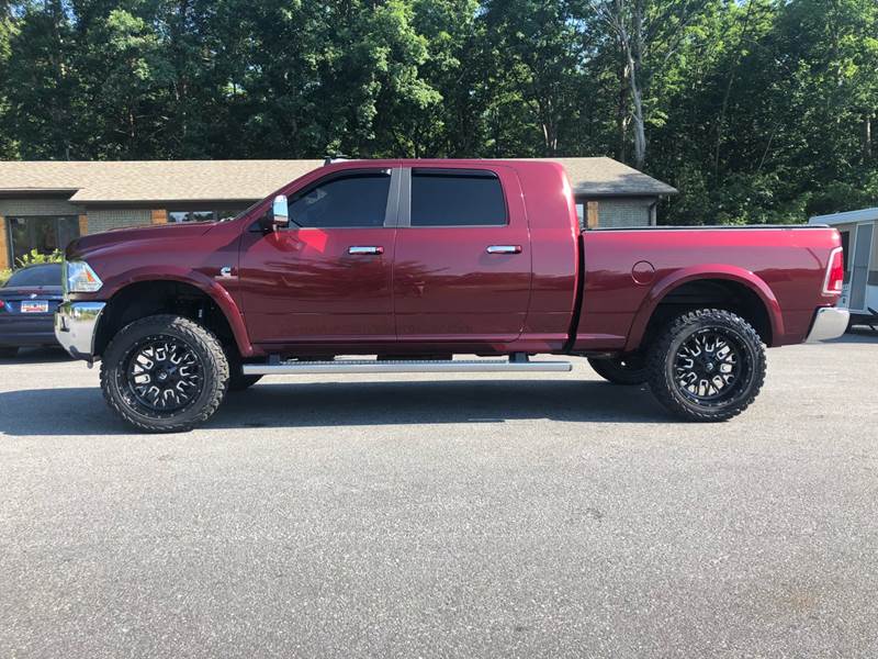 2016 Ram Ram Pickup 3500 4x4 Laramie 4dr Mega Cab 6.3 ft. SB SRW Pickup