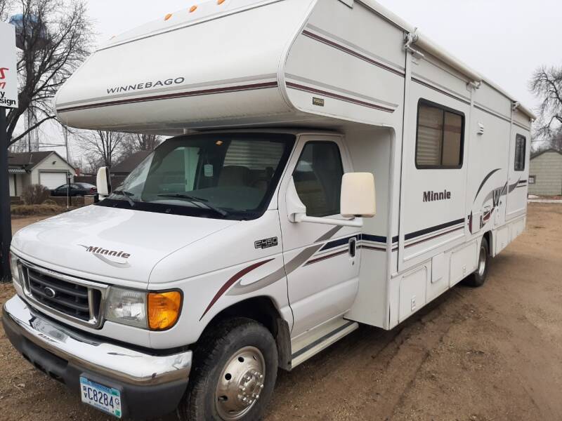 2005 Winnebago Minnie 29B
