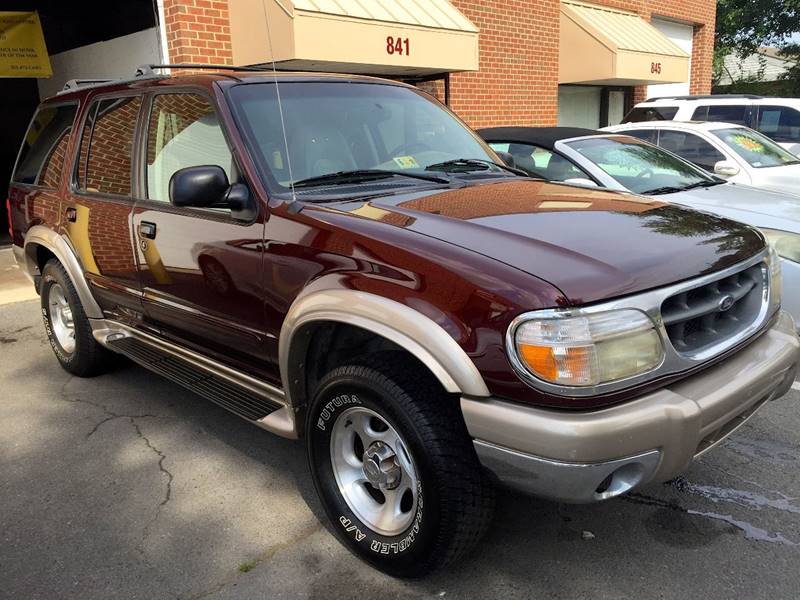 1999 Ford Explorer for sale at Used Cars of Fairfax LLC in Woodbridge VA