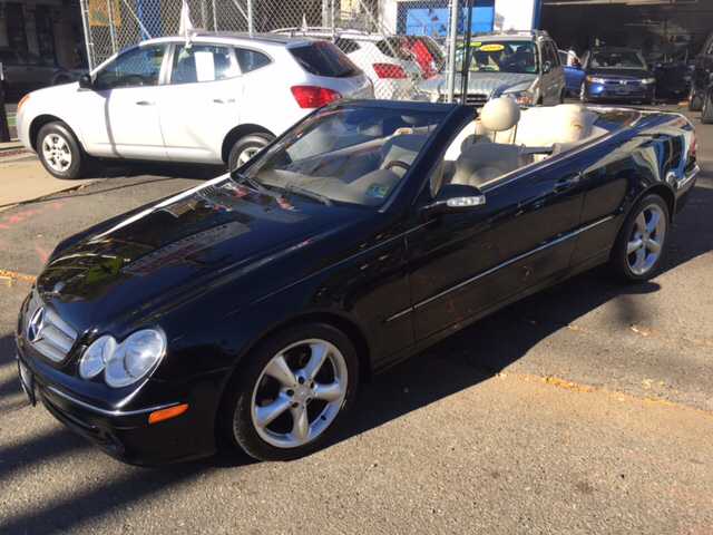 2005 Mercedes-Benz CLK for sale at DEALS ON WHEELS in Newark NJ