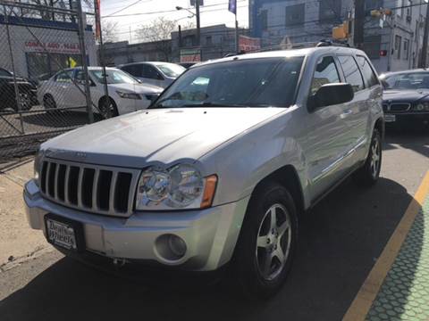 2006 Jeep Grand Cherokee for sale at DEALS ON WHEELS in Newark NJ