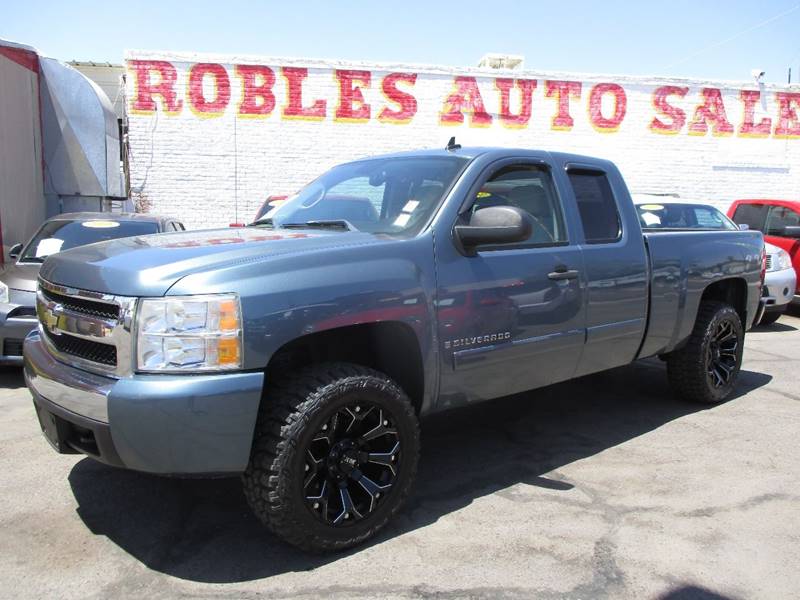 2007 Chevrolet Silverado 1500 for sale at Robles Auto Sales in Phoenix AZ