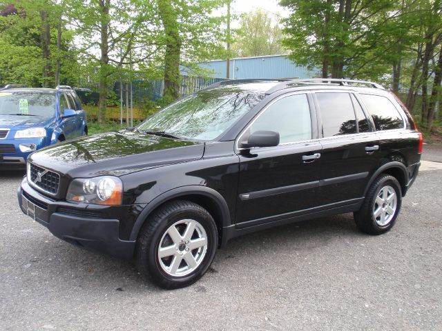 2004 Volvo XC90 for sale at Prime Auto LLC in Bethany CT