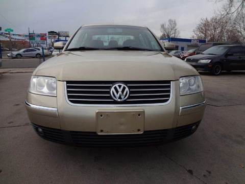 2002 Volkswagen Passat for sale at Modern Auto in Denver CO