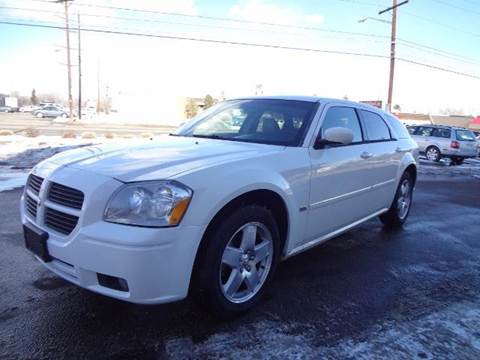 2006 Dodge Magnum for sale at Modern Auto in Denver CO