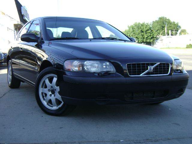 2002 Volvo S60 for sale at Nationwide Auto Sales in Melvindale MI