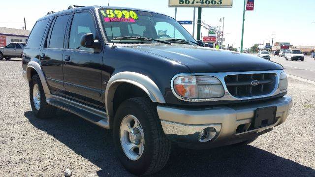 2001 Ford Explorer for sale at Sand Mountain Motors in Fallon NV