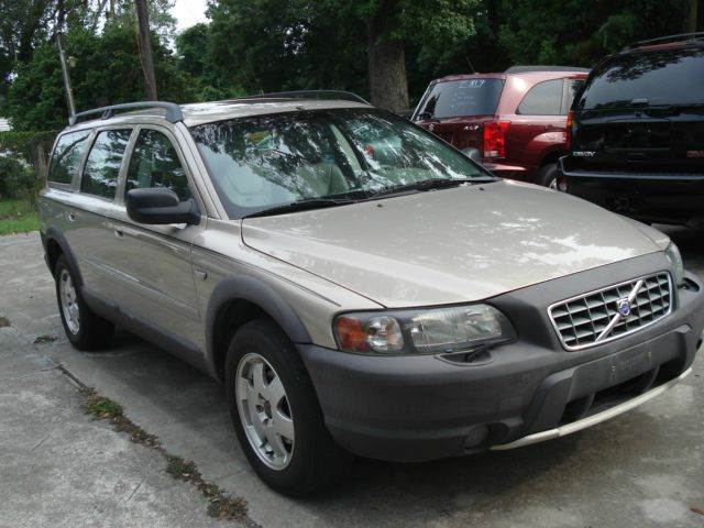 2002 Volvo XC for sale at AUTO 61 LLC in Charleston SC