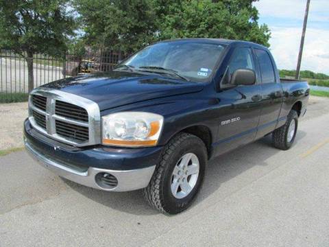 2006 Dodge Ram Pickup 1500 for sale at Universal Credit in Houston TX