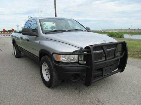 2005 Dodge Ram Pickup 2500 for sale at Universal Credit in Houston TX