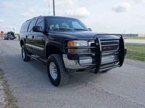 2001 GMC Yukon XL for sale at Universal Credit in Houston TX
