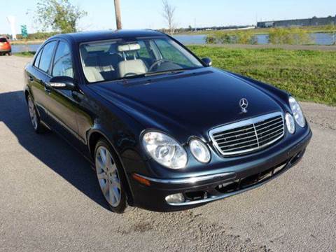 2005 Mercedes-Benz E-Class for sale at Universal Credit in Houston TX