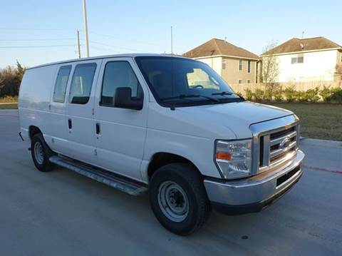 2009 Ford E-Series Cargo for sale at Universal Credit in Houston TX