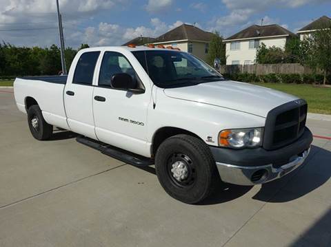 2004 Dodge Ram Pickup 3500 for sale at Universal Credit in Houston TX