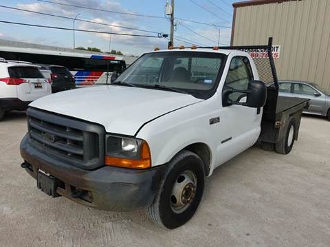 1999 Ford F-350 Super Duty for sale at Universal Credit in Houston TX