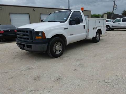 2005 Ford F-250 Super Duty for sale at Universal Credit in Houston TX