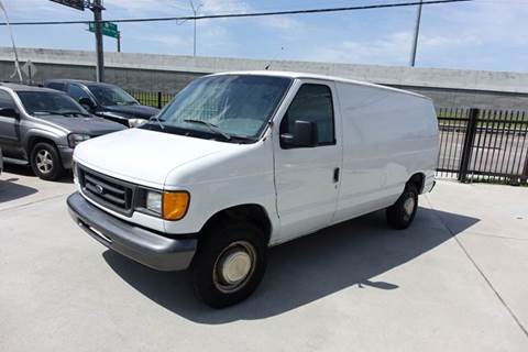 2003 Ford E-Series Cargo for sale at Universal Credit in Houston TX