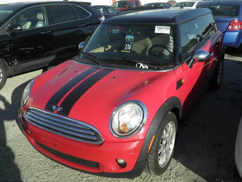 2010 MINI Cooper Base's photo