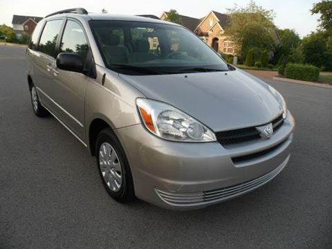 2005 Toyota Sienna for sale at Franklin Motorcars in Franklin TN