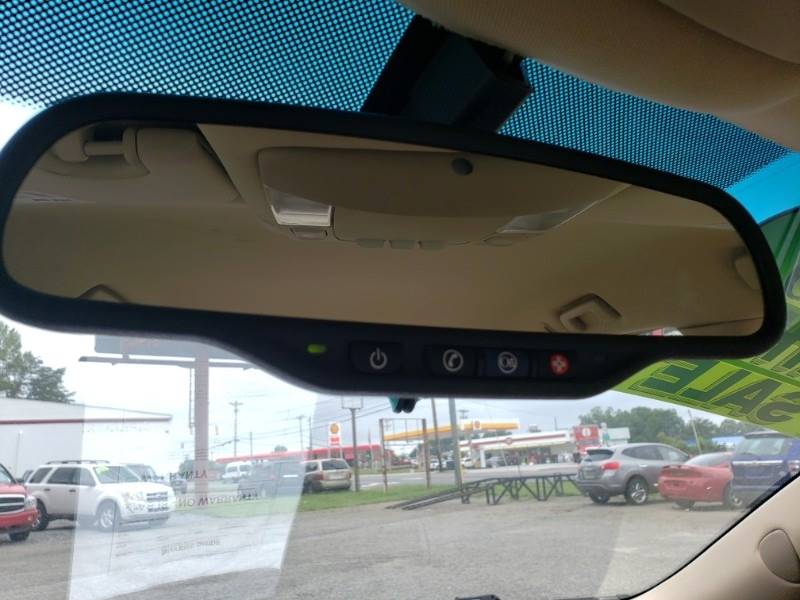 2008 Buick Lucerne CXL (image 19)