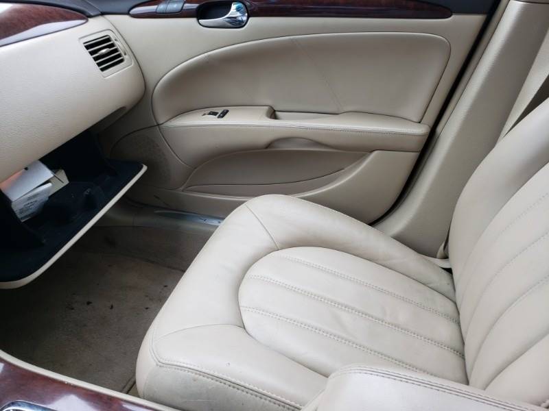 2008 Buick Lucerne CXL (image 20)