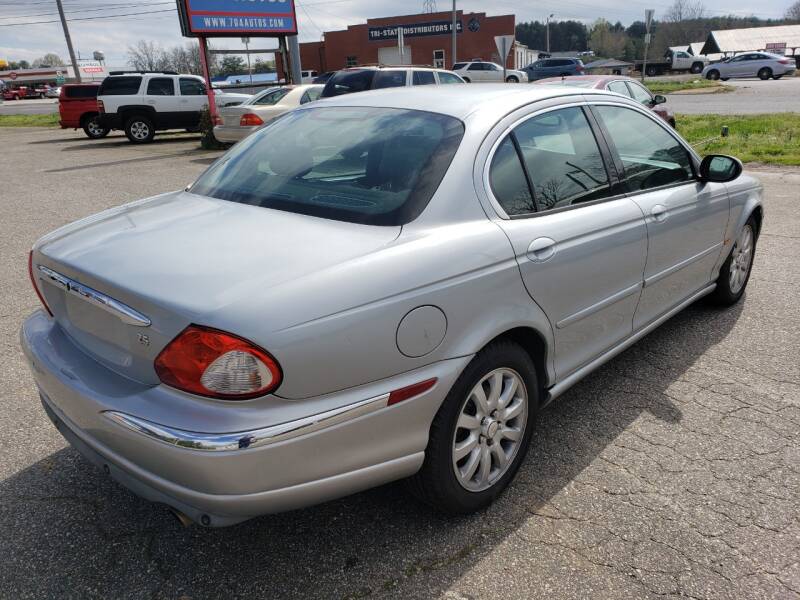 2003 Jaguar X-Type 2.5 (image 6)