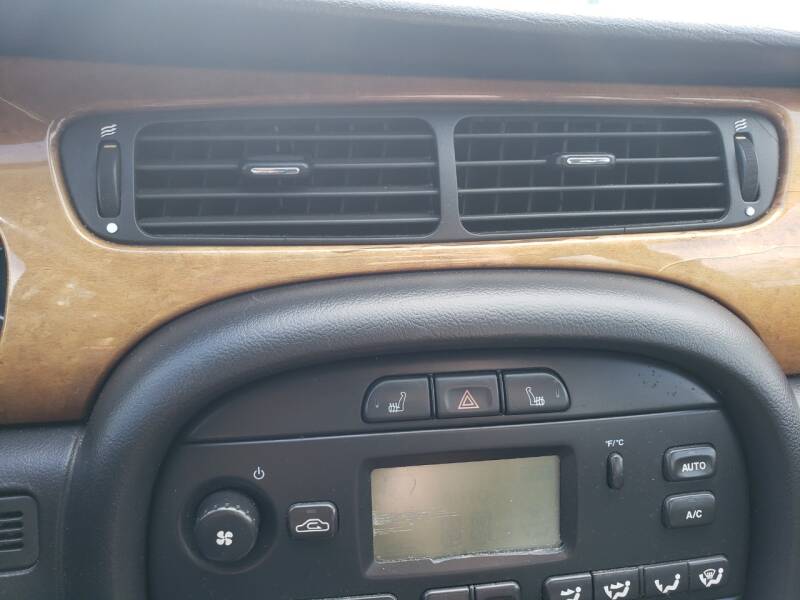 2003 Jaguar X-Type 2.5 (image 11)