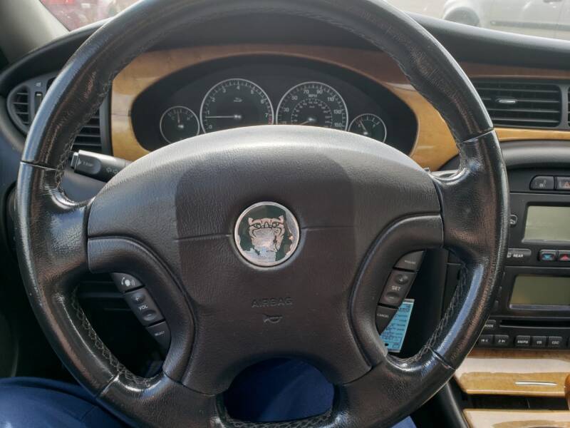 2003 Jaguar X-Type 2.5 (image 13)