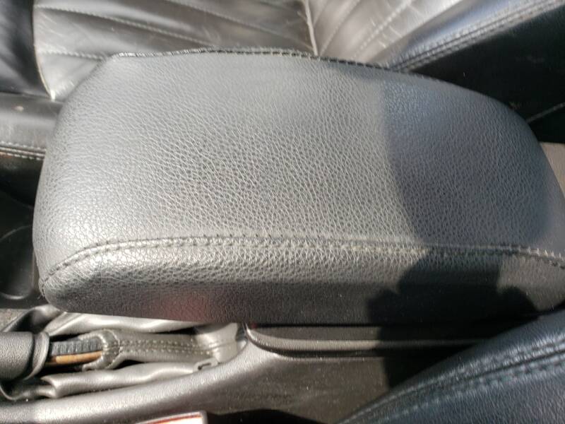 2003 Jaguar X-Type 2.5 (image 16)