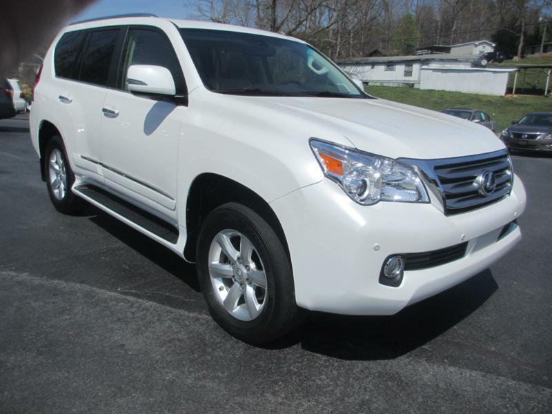 2013 Lexus GX 460 for sale at Specialty Car Company in North Wilkesboro NC