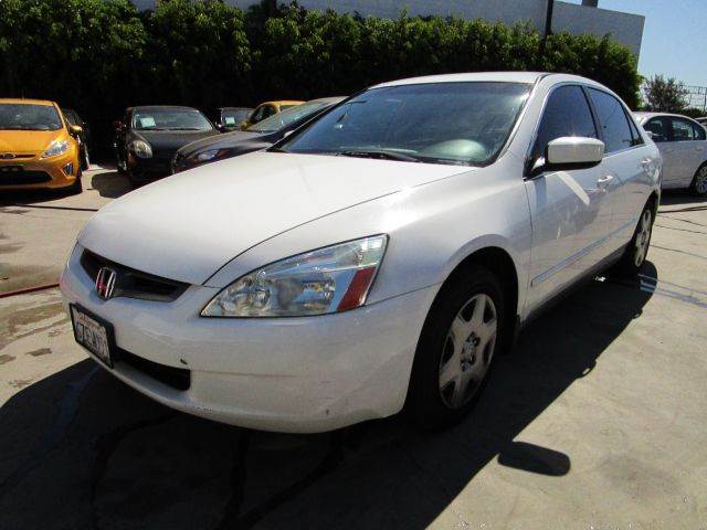 2005 Honda Accord for sale at Best Buy Quality Cars in Bellflower CA