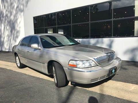 2006 Lincoln Town Car for sale at PRIUS PLANET in Laguna Hills CA