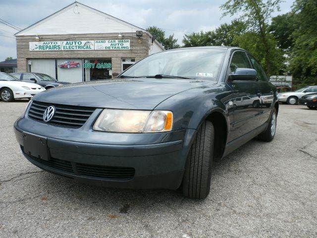 2000 Volkswagen Passat for sale at Nile Auto in Columbus OH