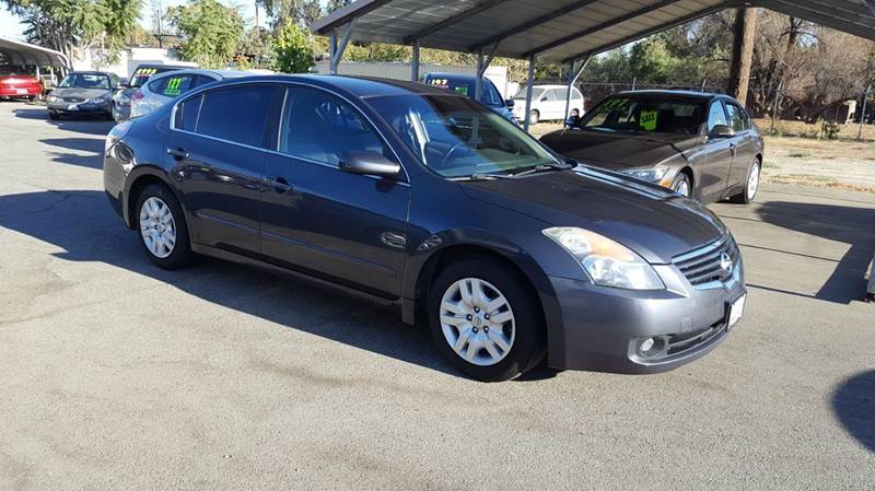 2009 Nissan Altima for sale at Exclusive Car & Truck in Yucaipa CA