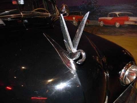 1949 Packard Super Deluxe Eight LWB Sedan