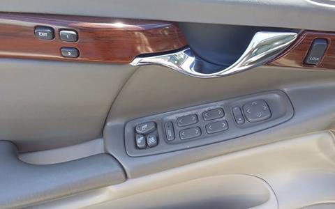 2005 Cadillac DeVille