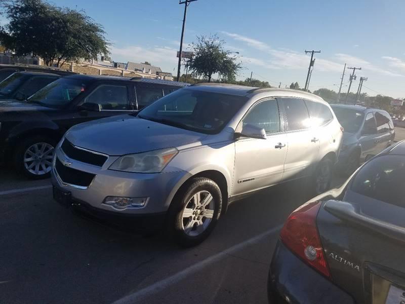 Used 2009 Chevrolet Traverse 1LT with VIN 1GNER23DX9S162359 for sale in Dallas, TX