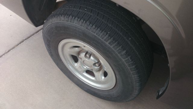 2008 Mitsubishi Raider