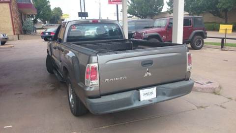 2008 Mitsubishi Raider