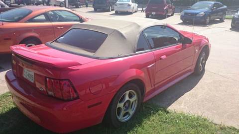 2004 Ford Mustang
