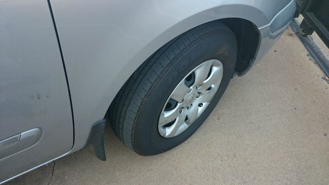 2007 Hyundai Entourage